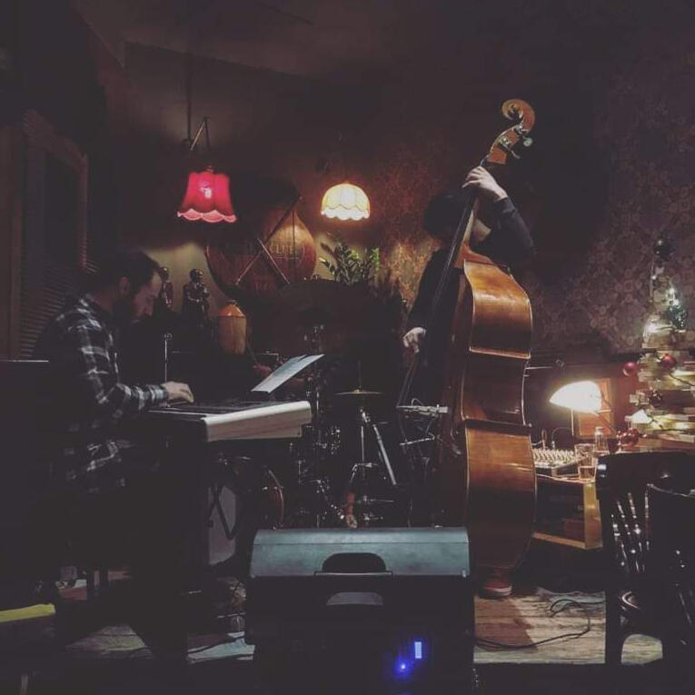 Past1trio live in Piacenza