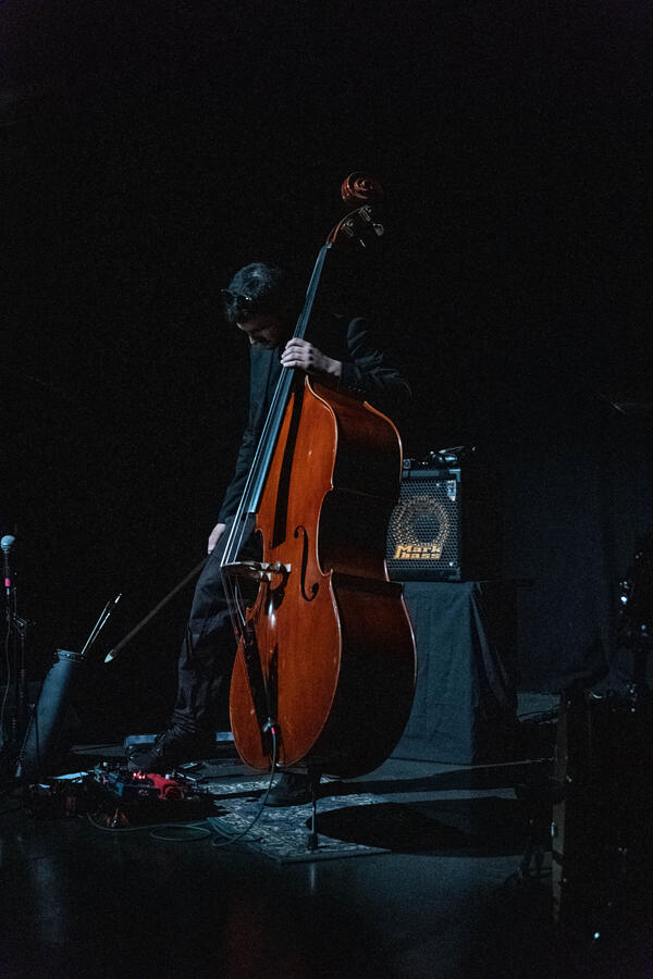 "The One Who Speaks in Silence" Double bass free intro